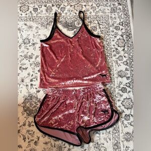 PINK Victoria's Secret Velvet Pajama Set in Rose and Black